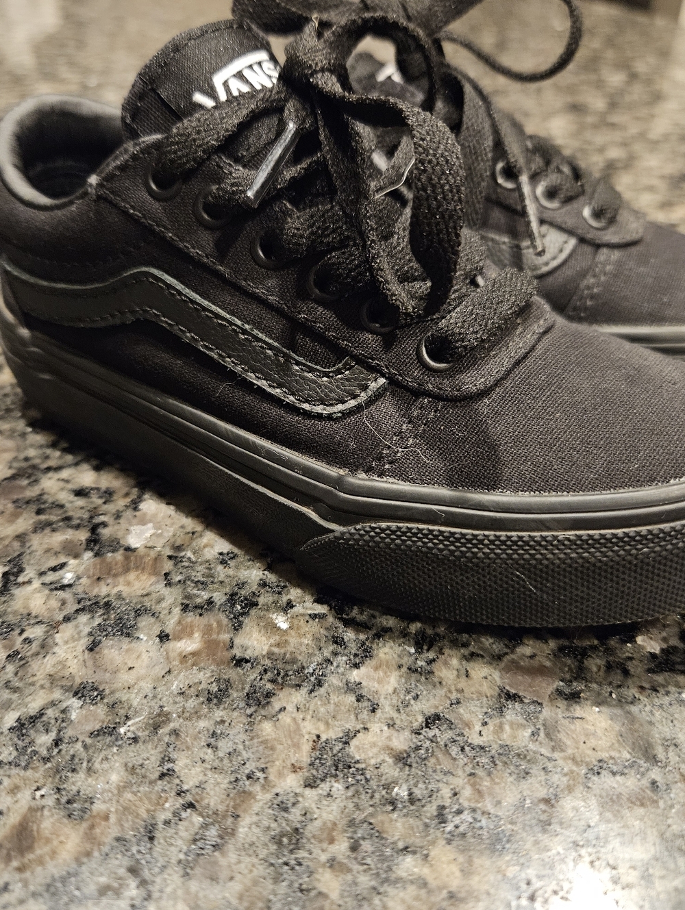 Vans Old Skool Vans Sneakers Size 11 Black - Picture 2 of 9